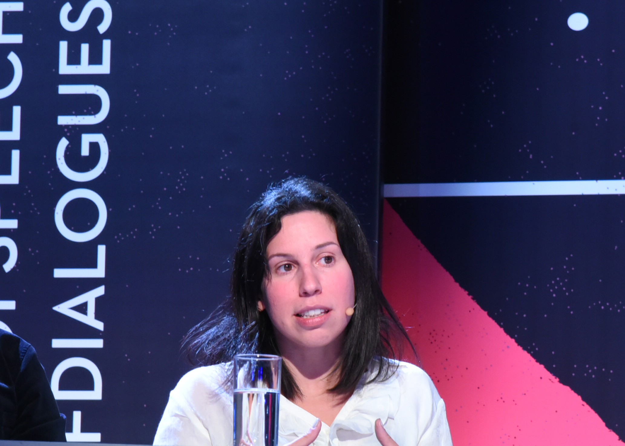 Ομιλήτρια στις Συζητήσεις των Διαλόγων ΙΣΝ.