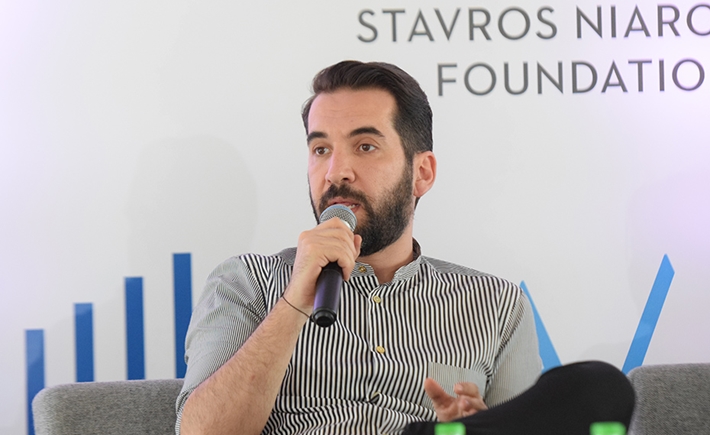 Ομιλητής στη συζήτηση Διαλόγων ΙΣΝ.