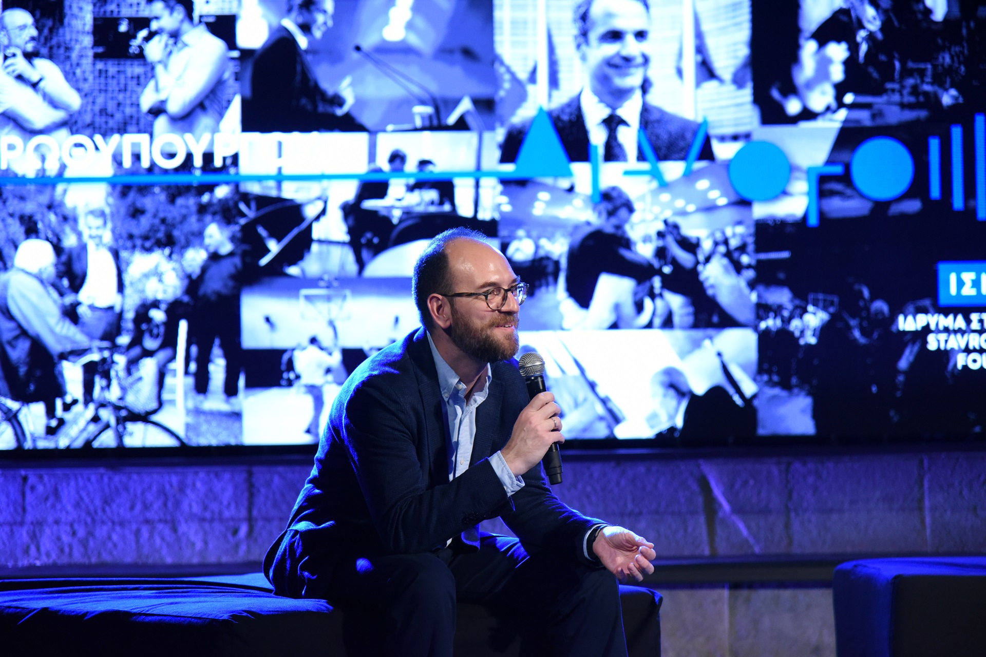 Man speaker at the SNF Dialogues.