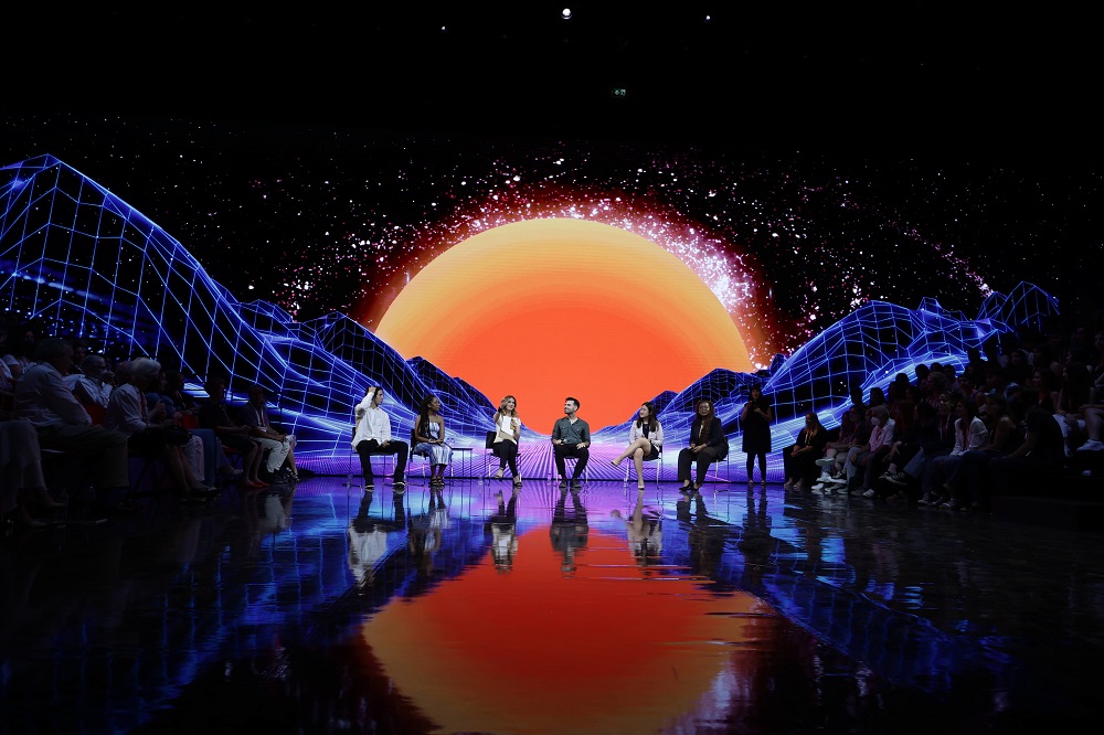 Anna Kynthia Bousdoukou and five guest speakers at the SNF Dialogues event.